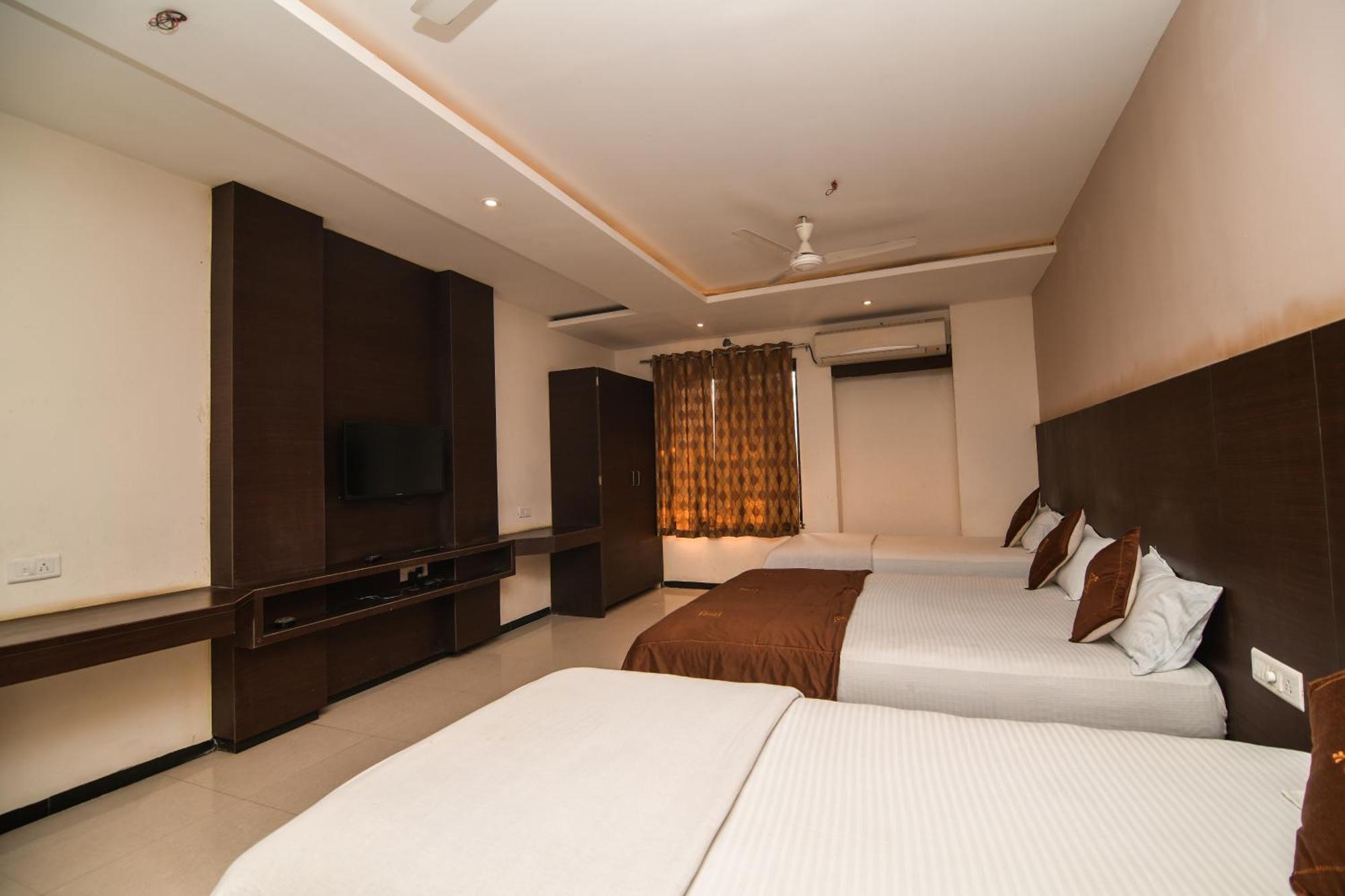 Shree Ram Hotel Ujjain Luaran gambar